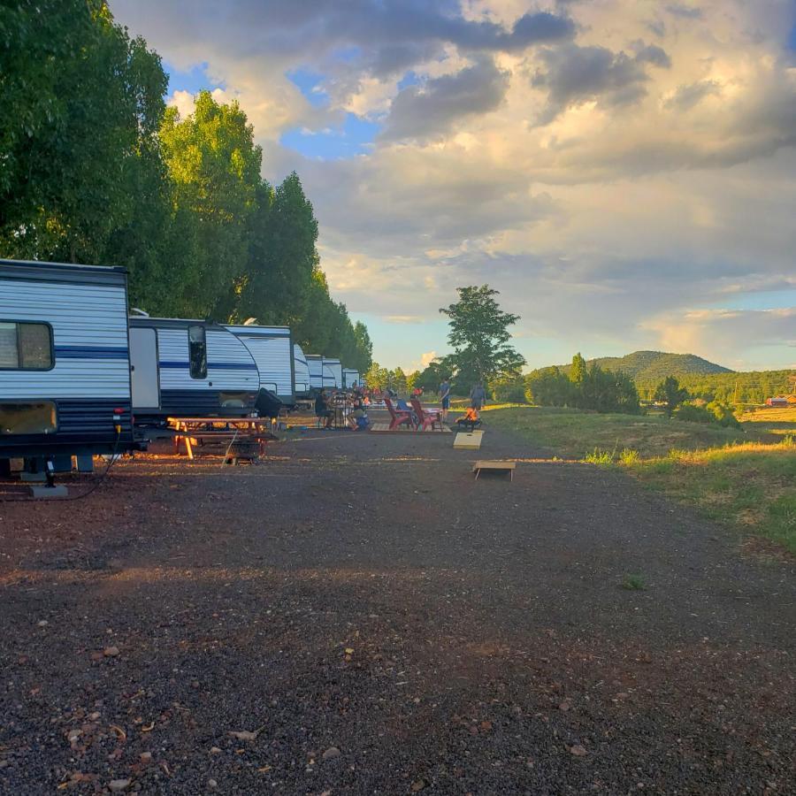 Grand Canyon Rv Glamping ウィリアムズ エクステリア 写真
