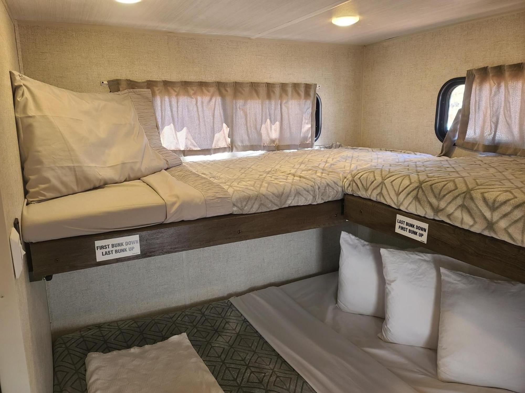 Grand Canyon Rv Glamping ウィリアムズ 部屋 写真